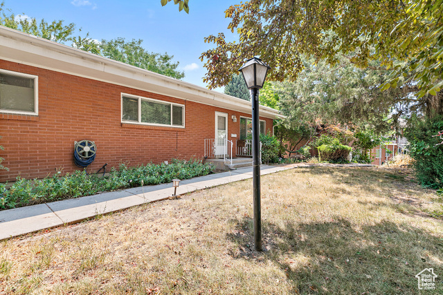 Property Photo: 2270 E Murray Holladay Rd 15 UT 84117