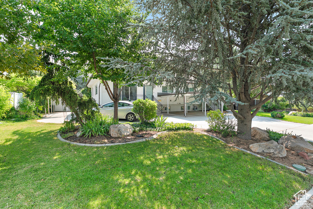 Property Photo: 3915 S Feramorz Dr E UT 84124