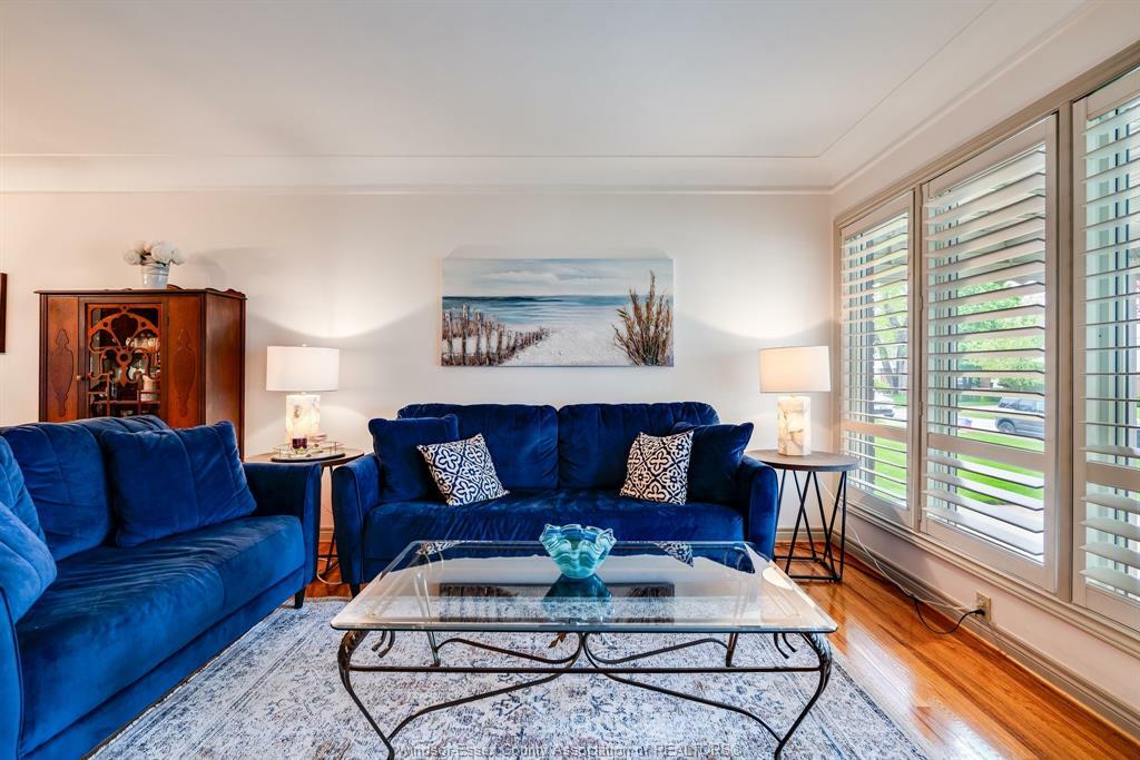 Property Photo: 3025 Radisson Avenue ON N9E 1Y4