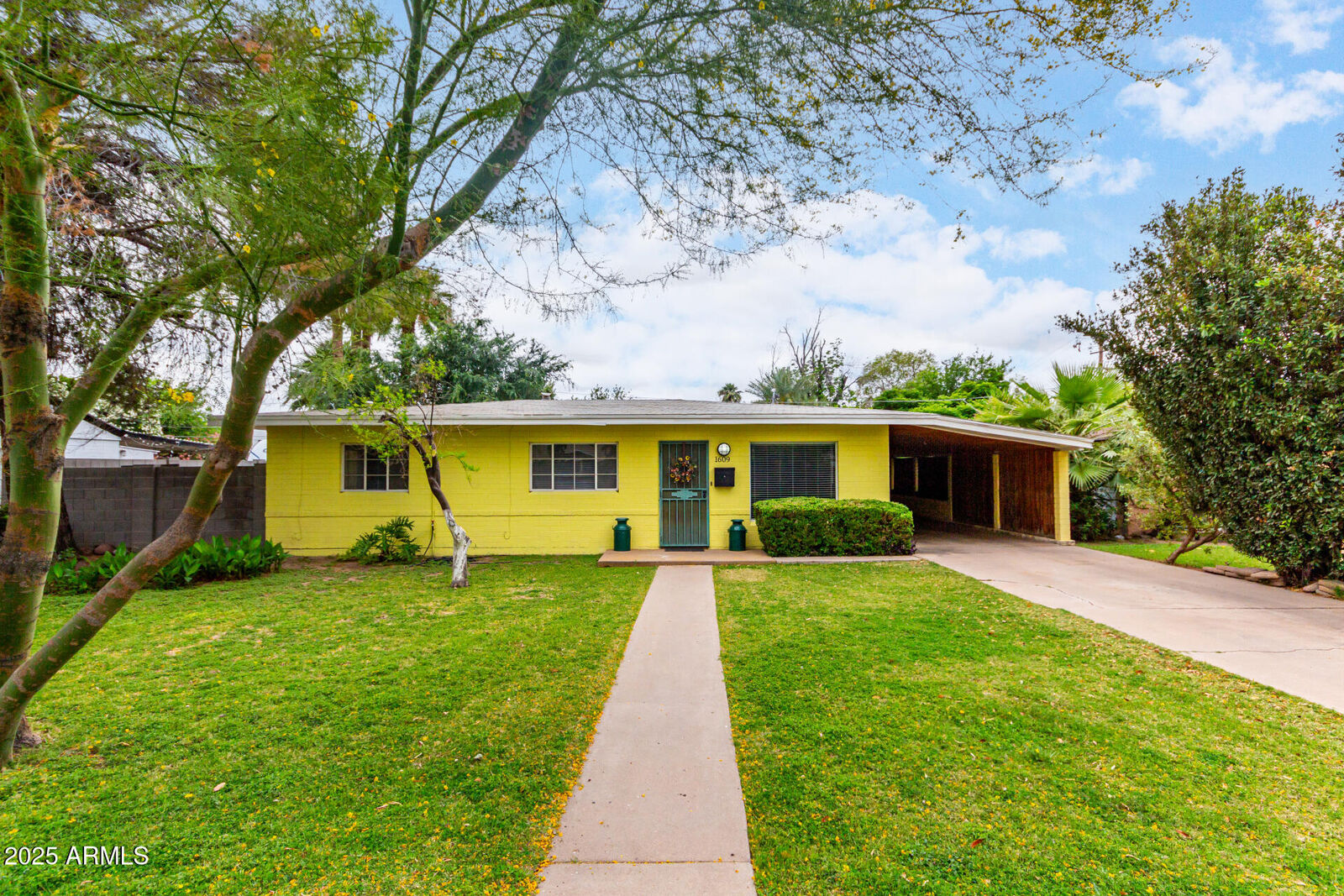 Property Photo:  1609 E Williams Street  AZ 85281 