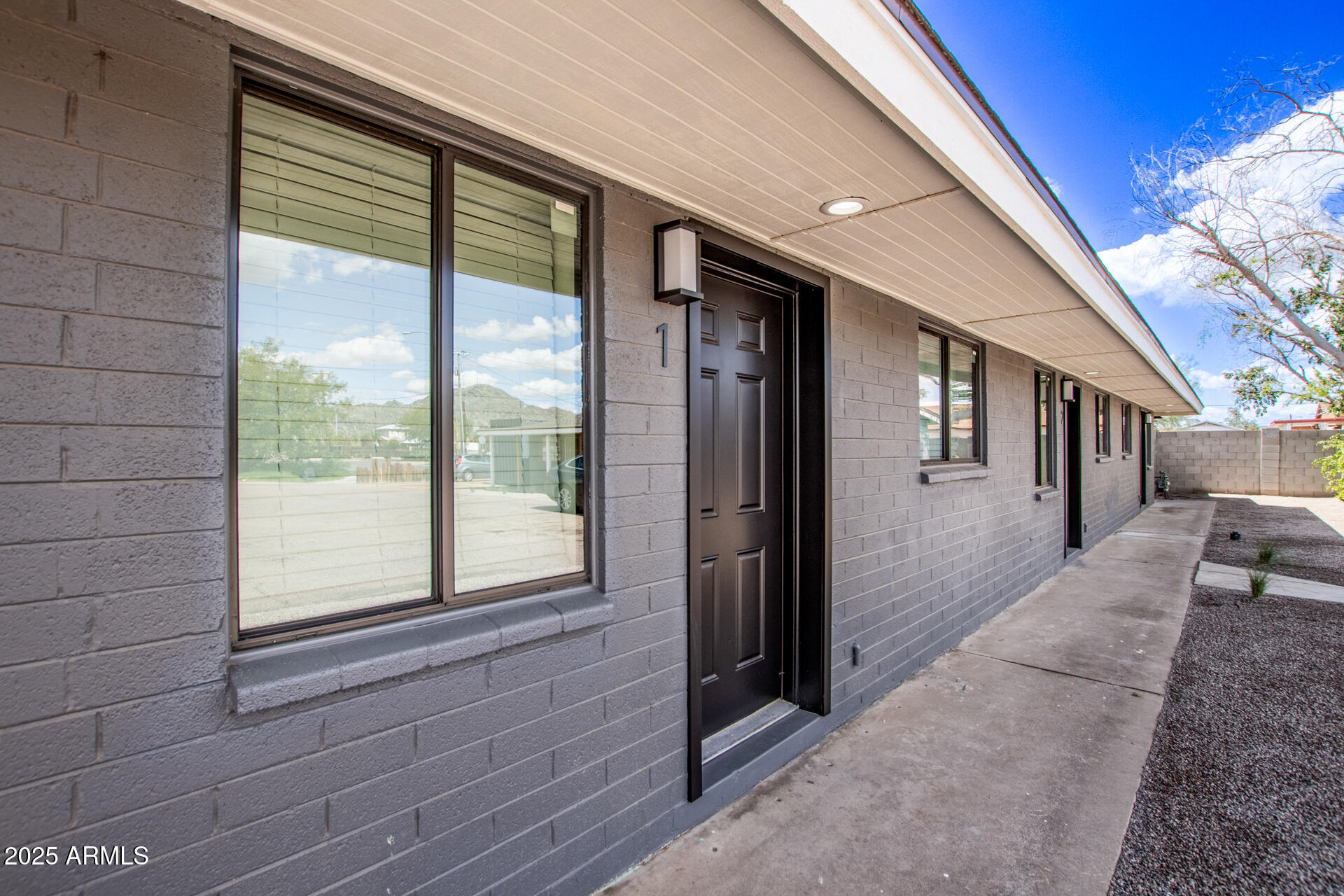 Property Photo:  1027 E Dunlap Avenue  AZ 85020 