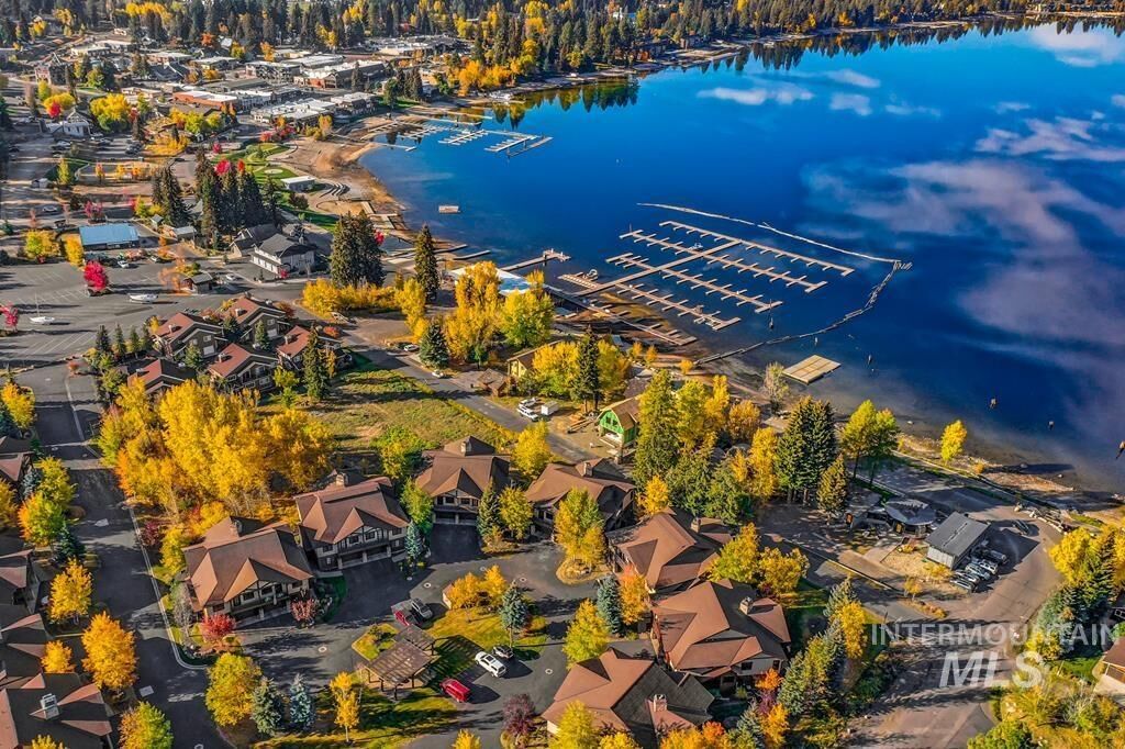 Property Photo:  1391 Greystone Dr.  ID 83638 