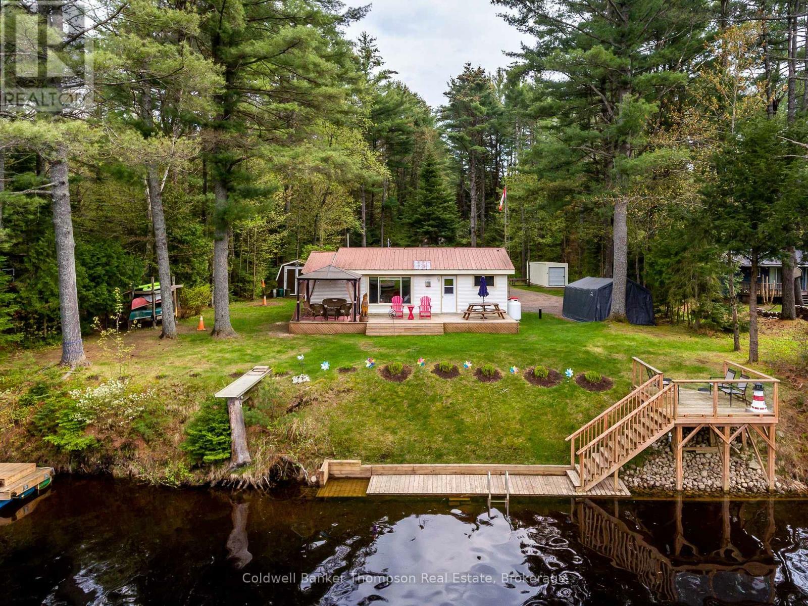 Photo de la propriété: 553 Balsam Chutes Road ON P0B 1L0