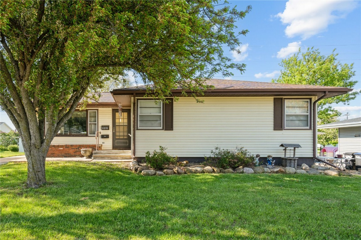 Property Photo: 2235 1st Avenue IA 52302