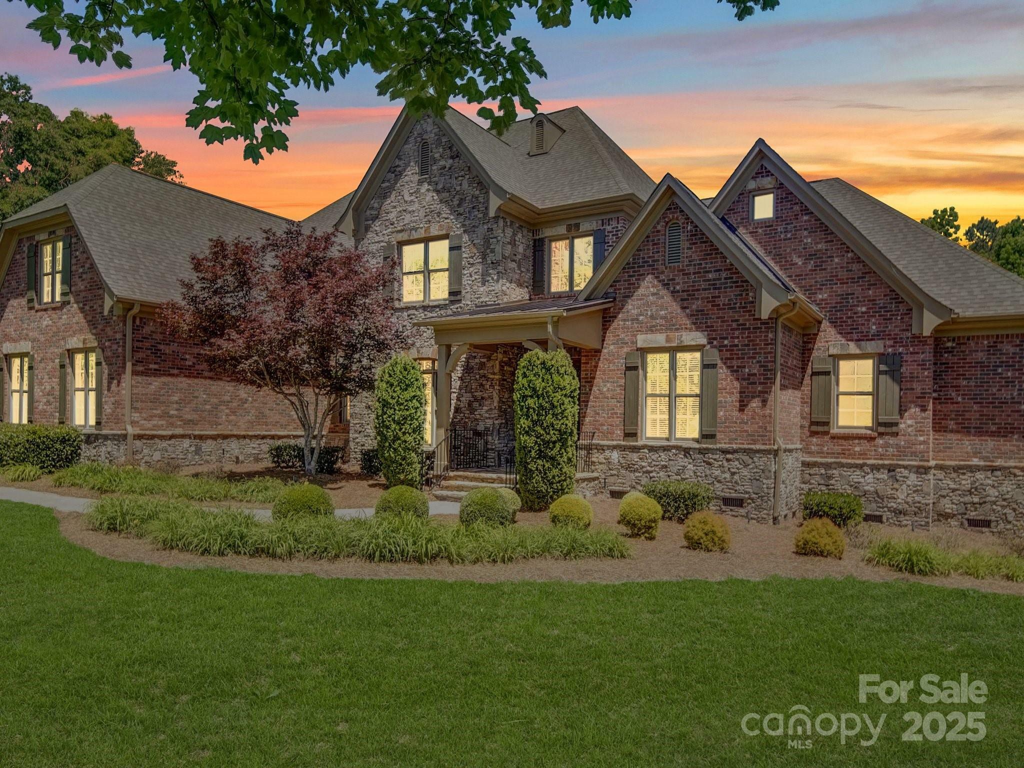 200 Waterby Way  Matthews NC 28104 photo