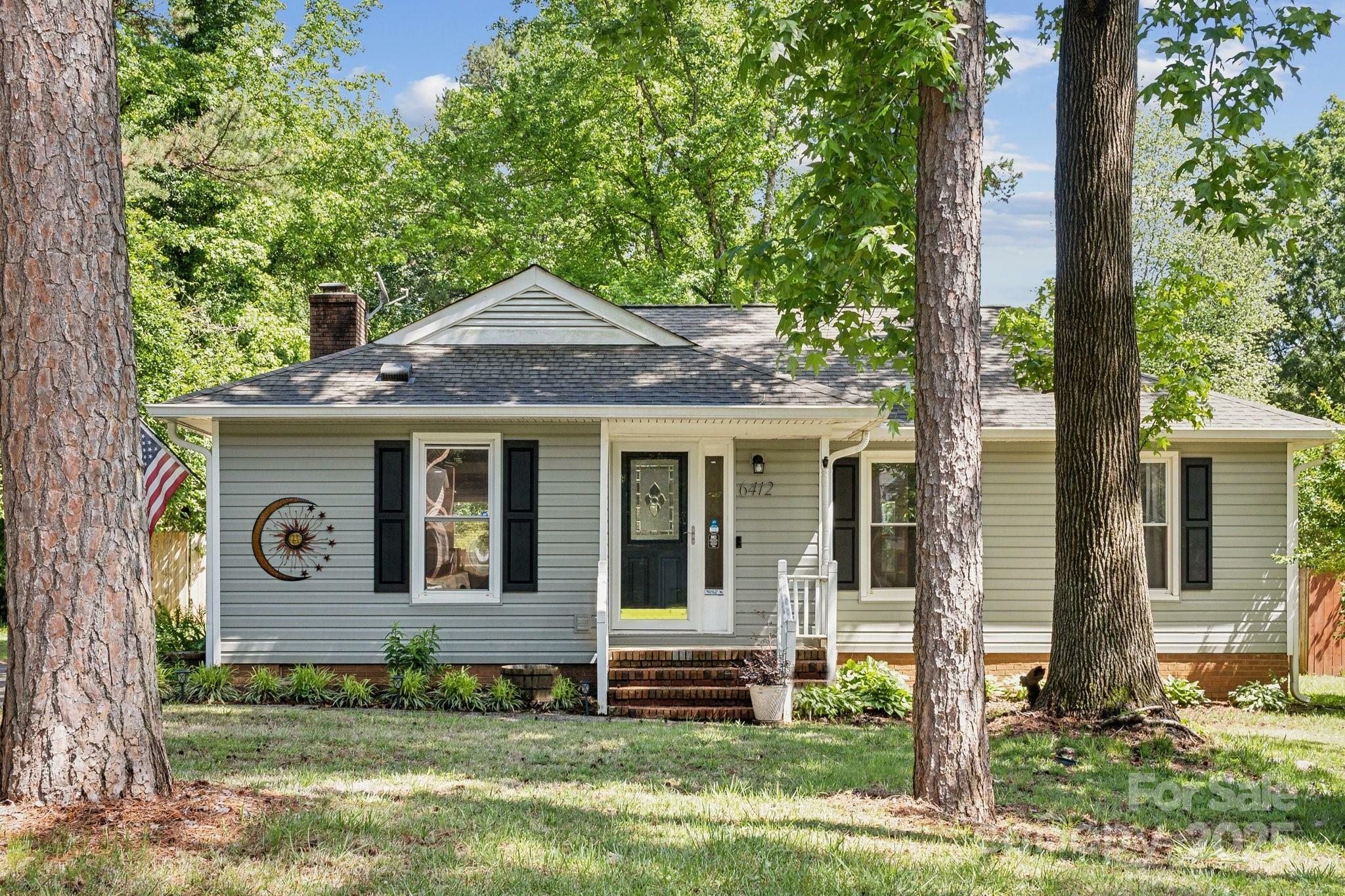 Property Photo: 6412 Old Meadow Road 69 NC 28227