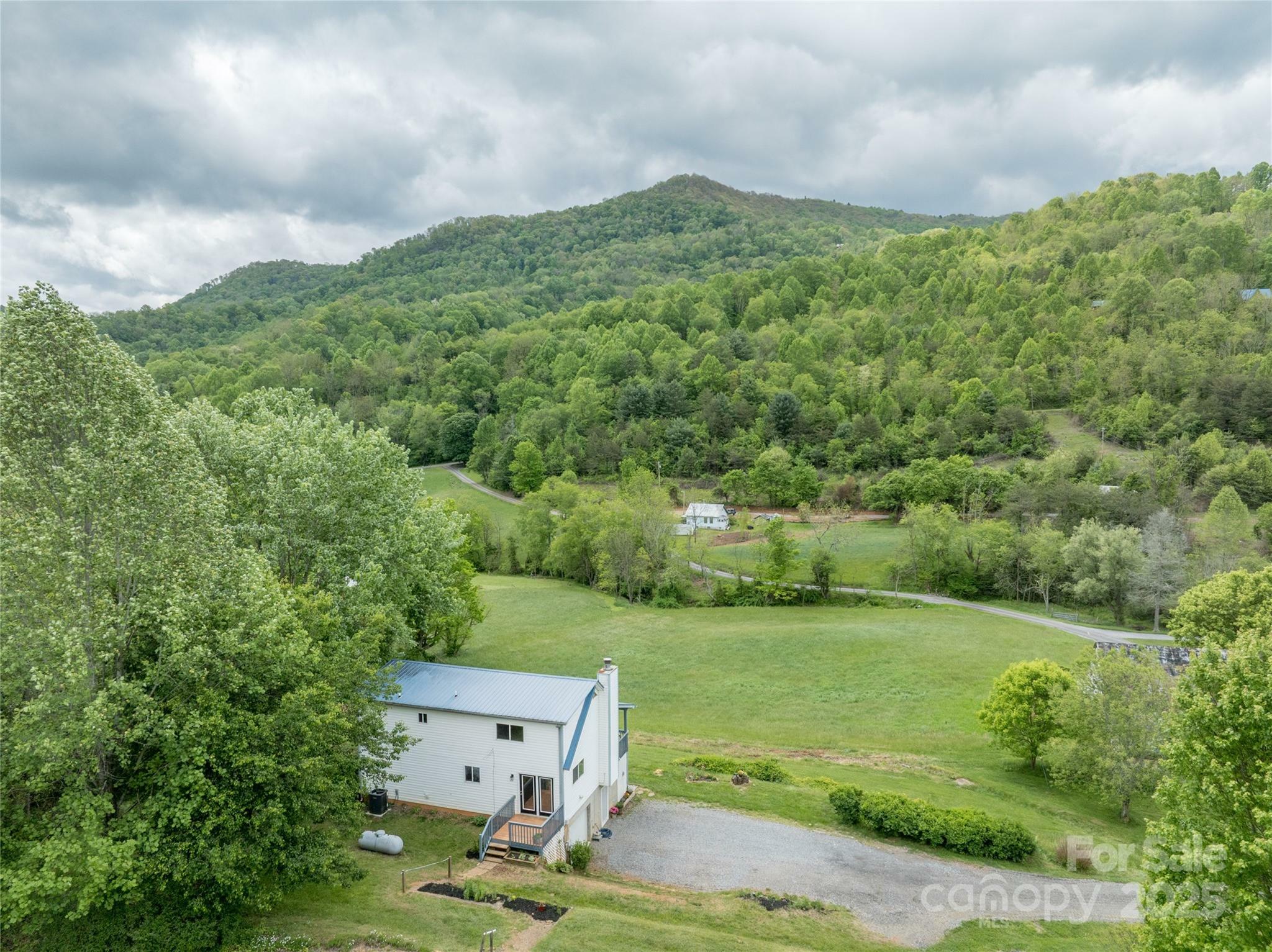 Property Photo: 234 Snyder Farm Road NC 28786