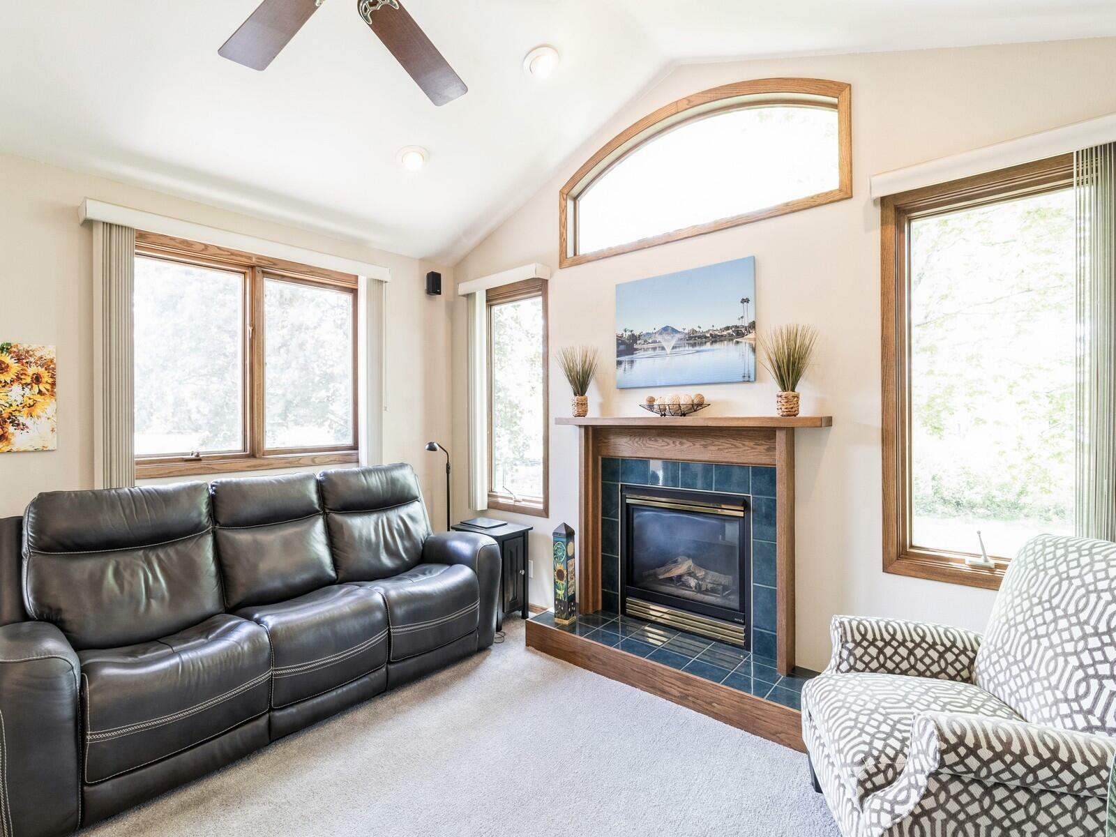 Property Photo: 2211 Prairie View East IA 50010