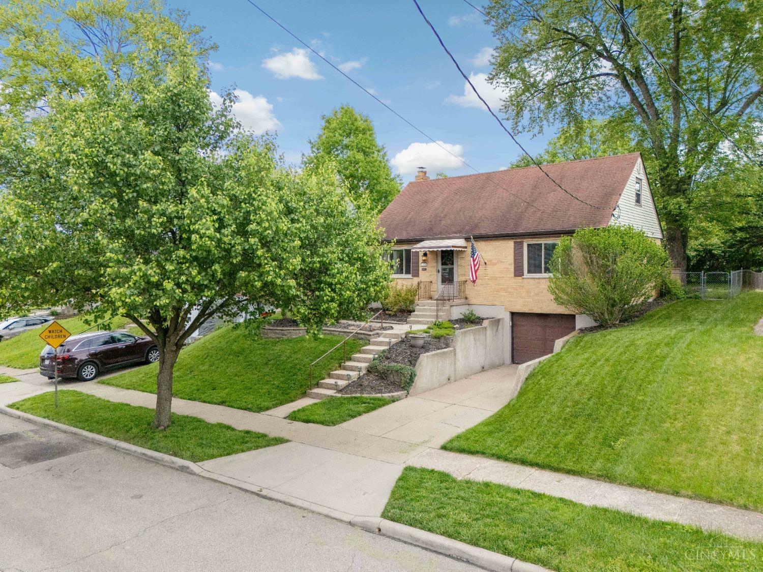 Property Photo: 1174 Alwil Drive OH 45215
