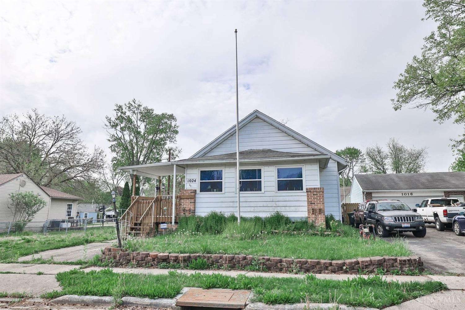 Property Photo: 1024 Ansel Drive OH 45419