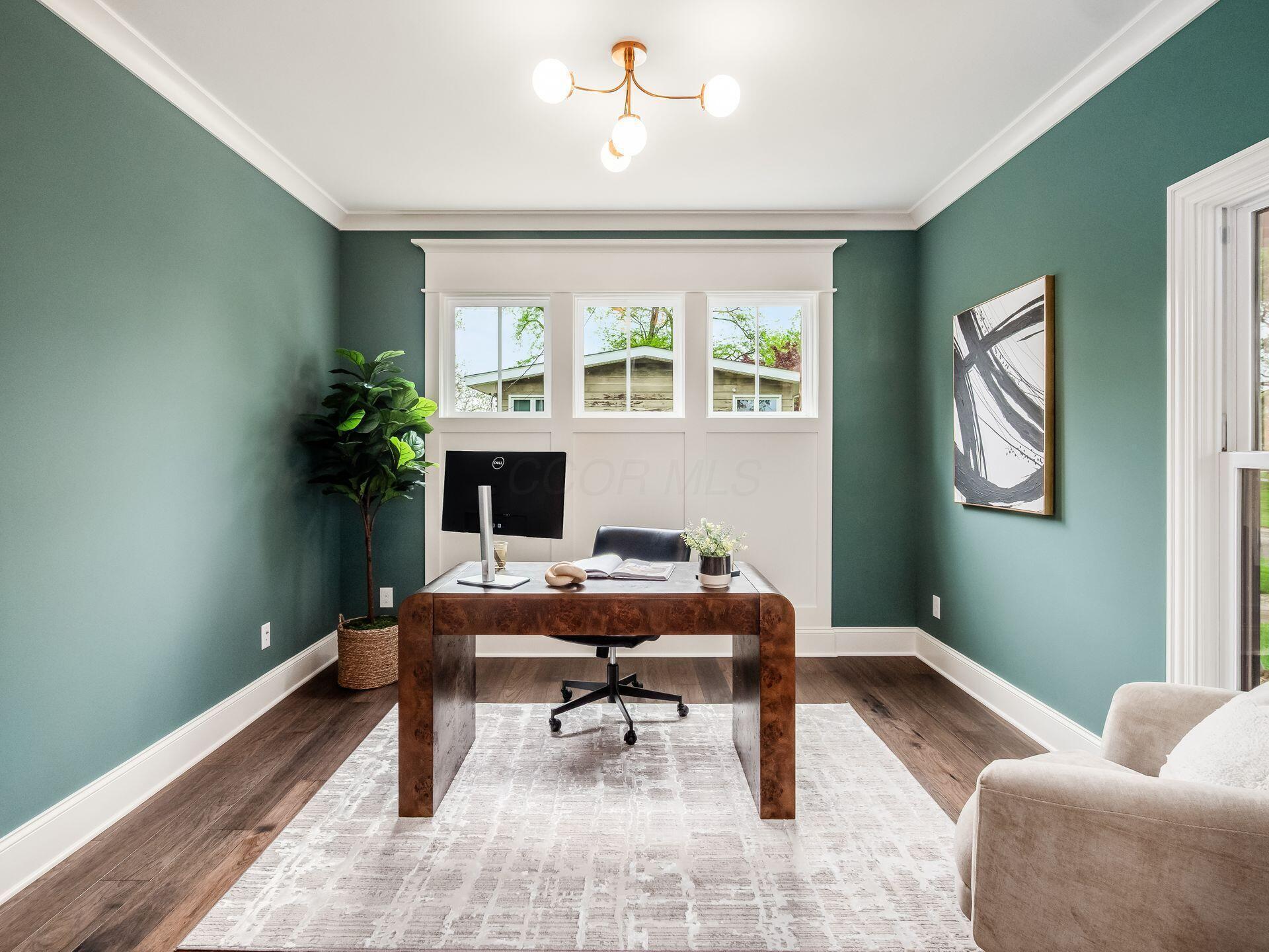Property Photo: 3012 Oldham Road OH 43221