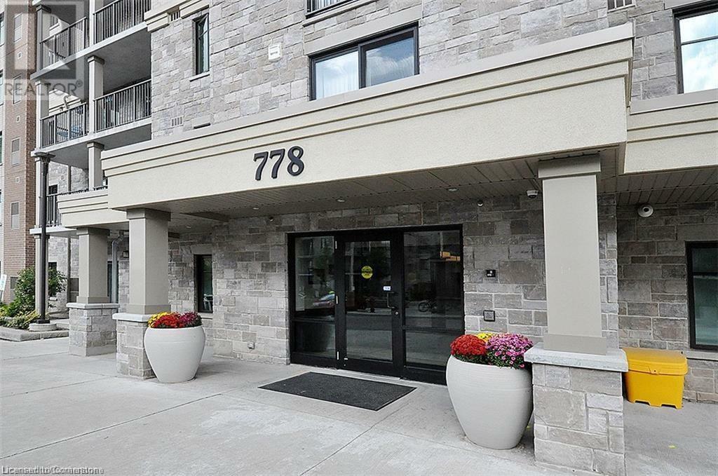 Property Photo: 778 Laurelwood Drive 303 ON N2V 0A8