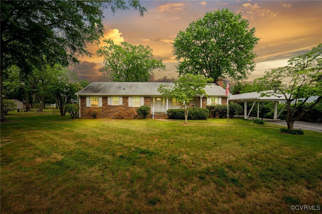 Property Photo: 7980 Elliott Drive VA 23111