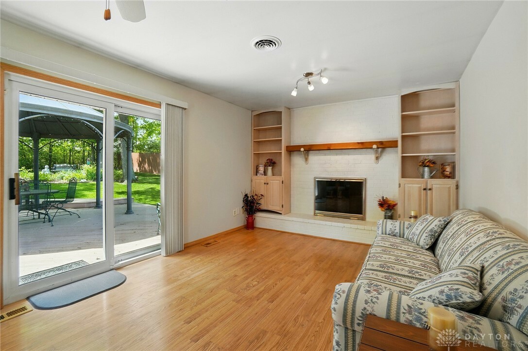 Property Photo: 3352 Morning Glory Road OH 45449