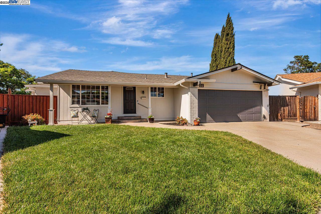 Property Photo: 4491 Downing Ct CA 94588
