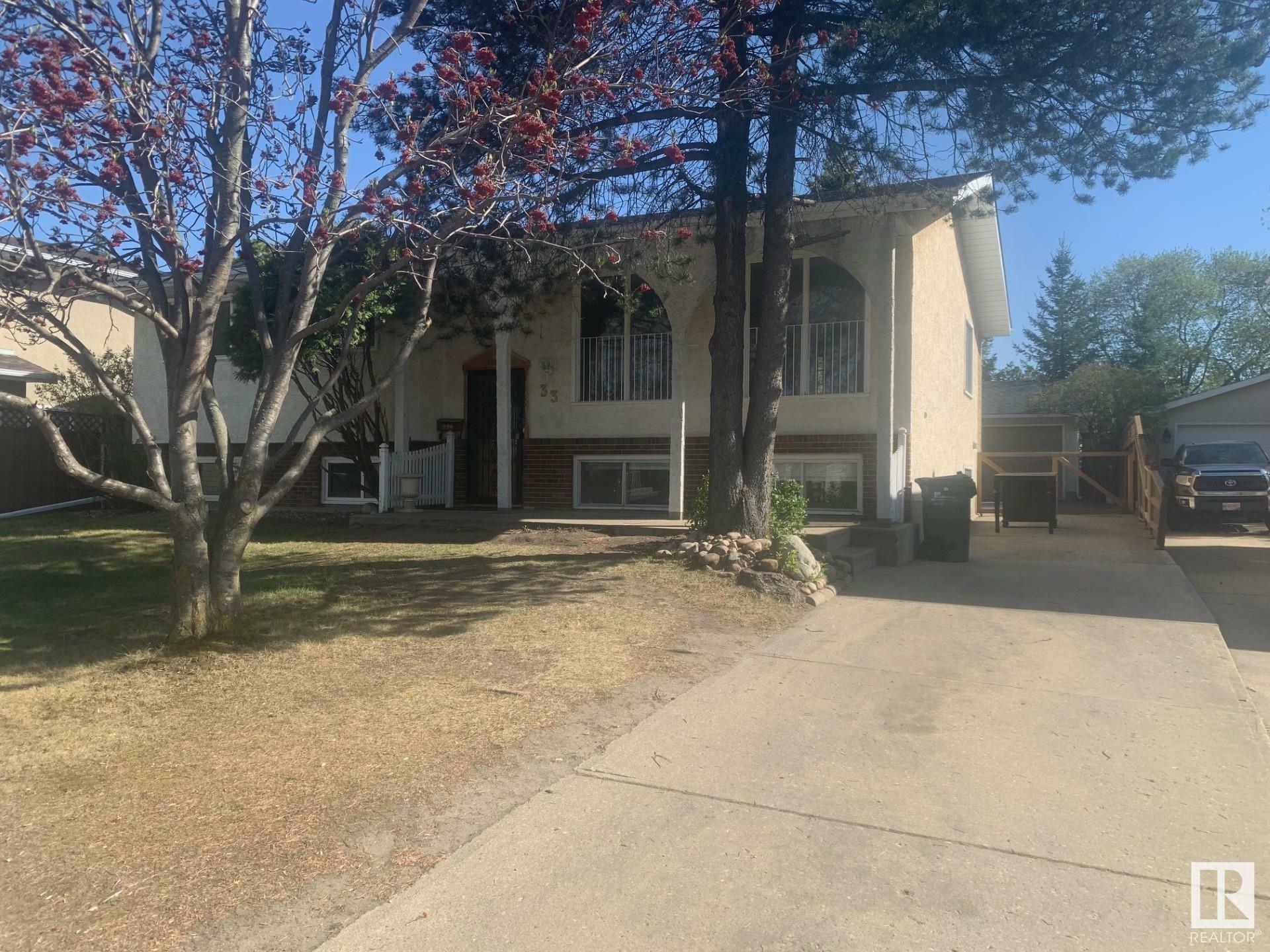 33 Greystone Crescent  Sherwood Park AB T8A 3E3 photo