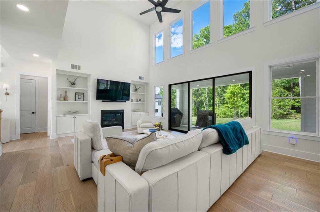 Property Photo: 17145 River Overlook Drive GA 30075