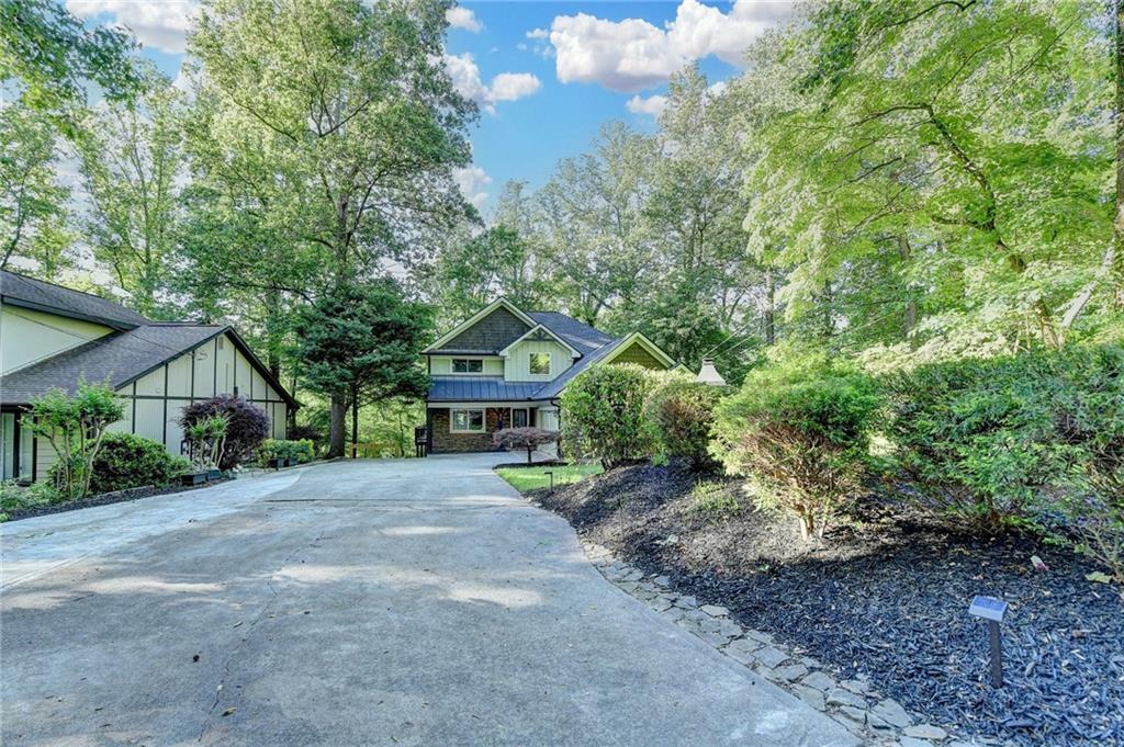 Property Photo: 975 Timber Lake Trail GA 30041