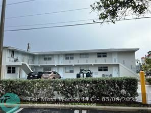 Property Photo: 4652 N Poinciana St 2 FL 33308