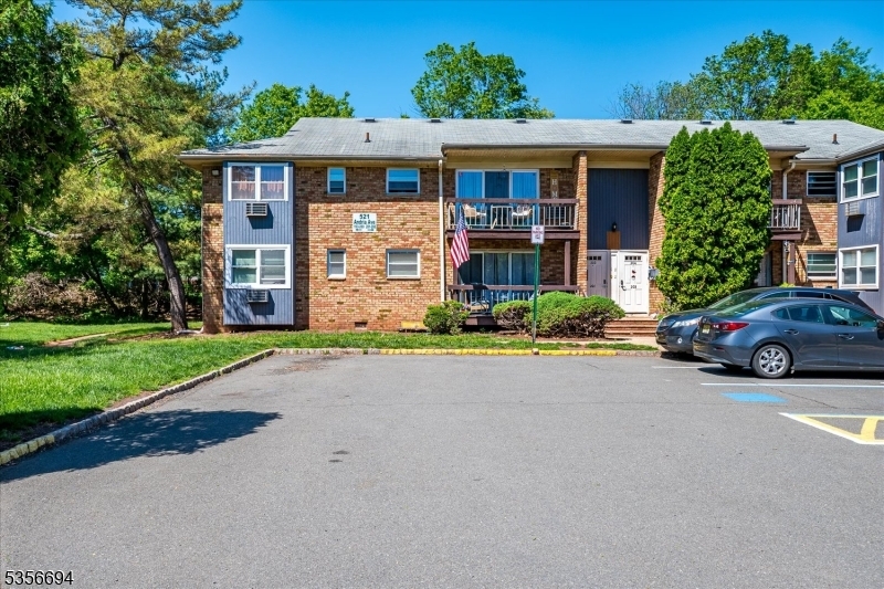 Property Photo: 521 Andria Ave 202 NJ 08844