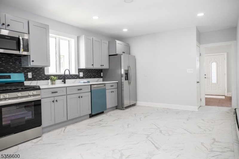Property Photo: 834 W 5th St NJ 07063