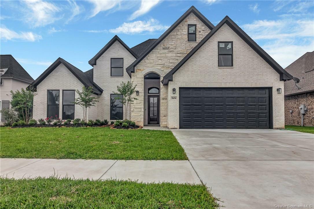 Property Photo: 5654 S Ridge Drive LA 70605