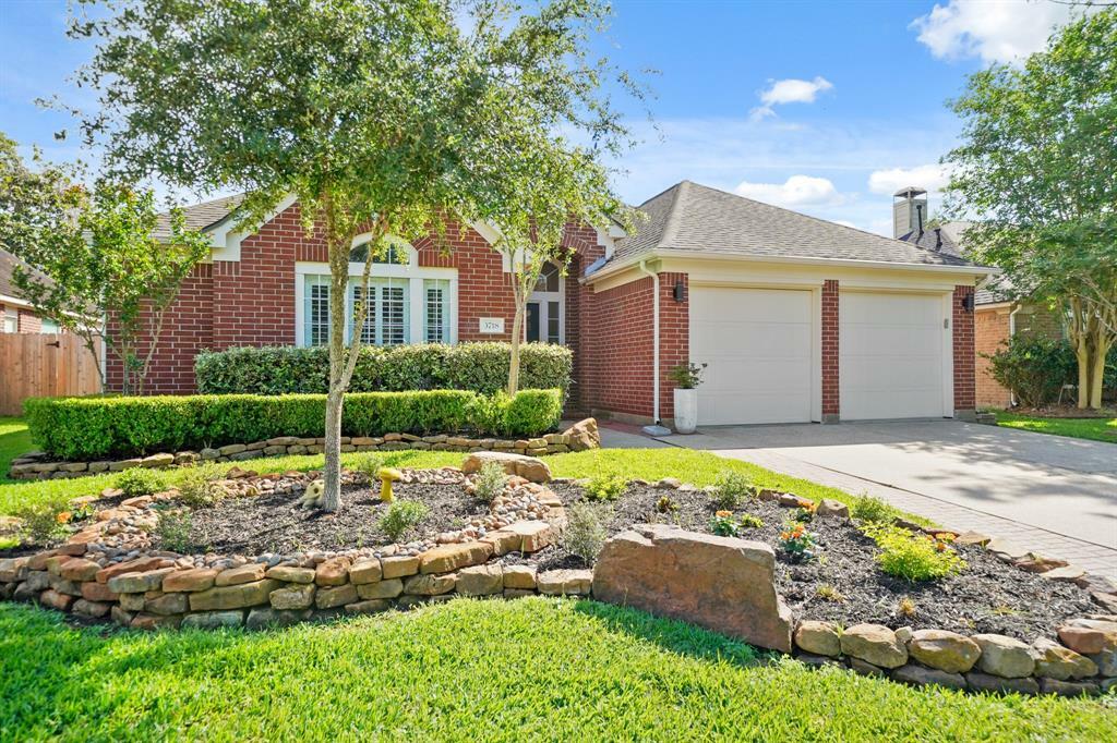 Property Photo: 3718 Paigewood Drive TX 77584