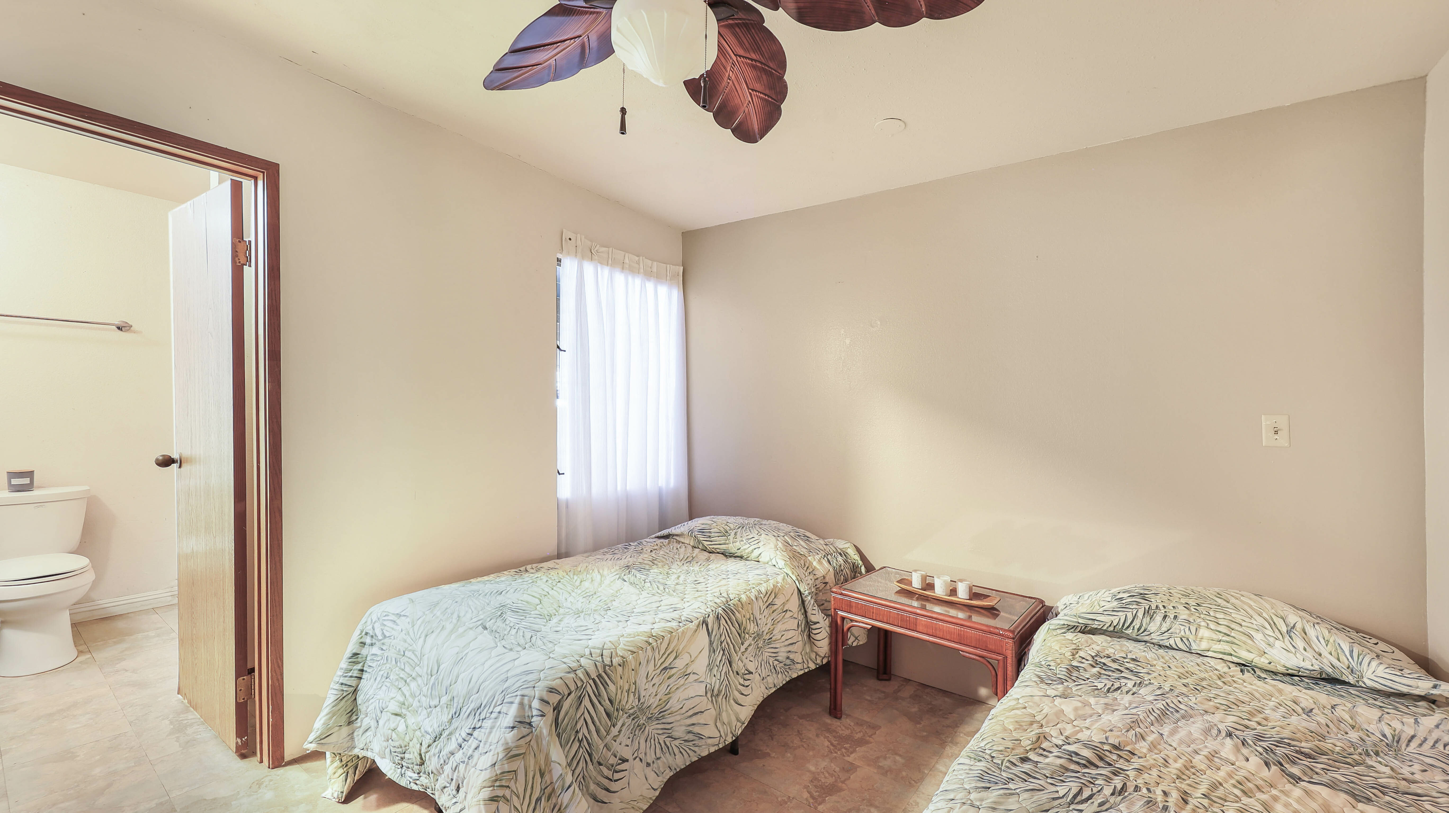 Property Photo: 3411 Wilcox Rd Fii65 HI 96766