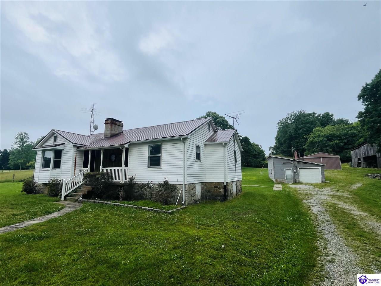 Property Photo: 2085 Summit Road KY 42712