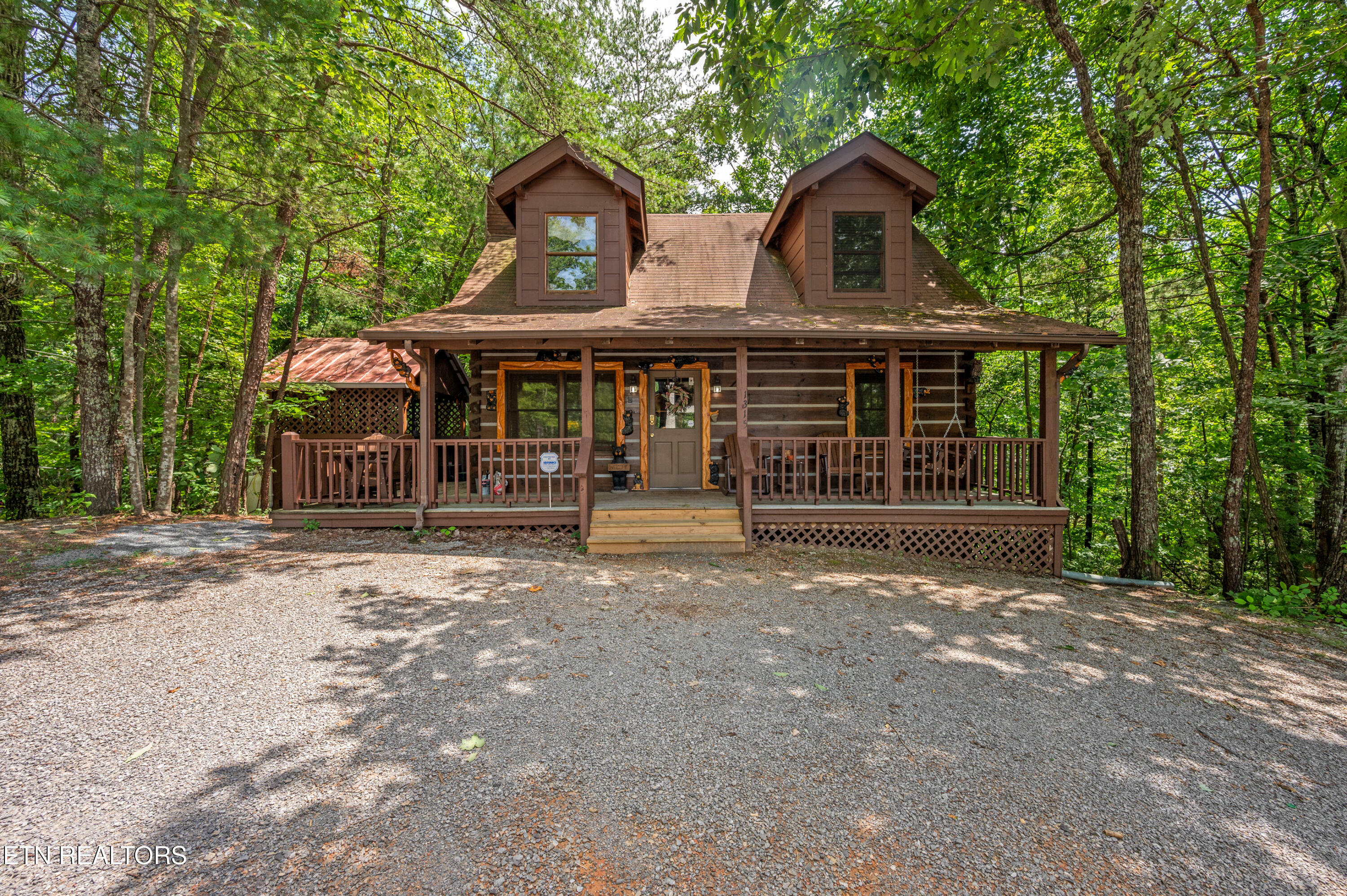 1315 Indian Court  Sevierville TN 37876 photo