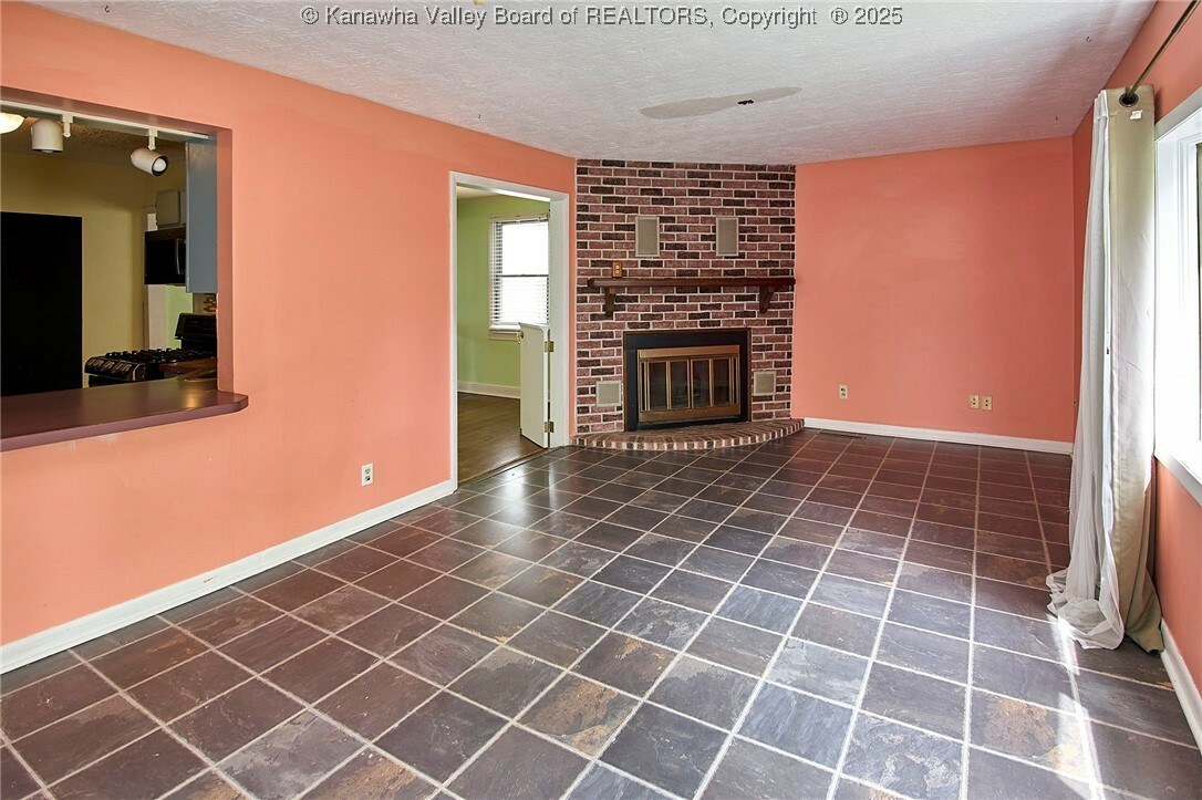 Property Photo: 705 Churchill Drive WV 25314