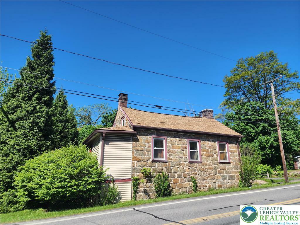3960 Forest Inn  Lower Towamensing Tp PA 18012 photo