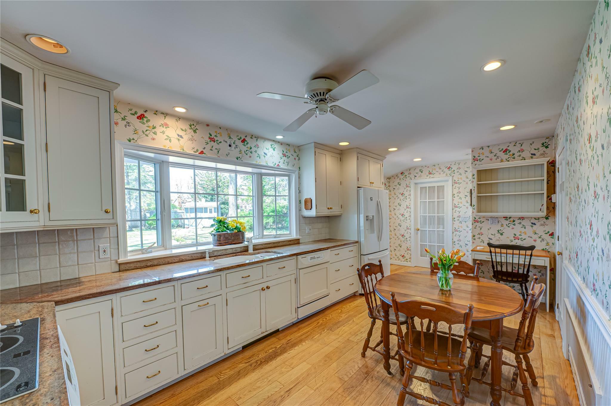 Property Photo: 105 Ketewamoke Avenue NY 11702