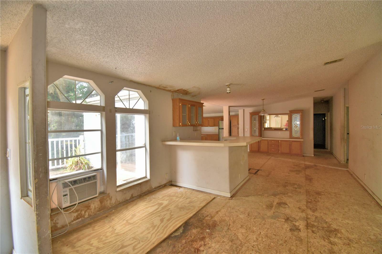 Property Photo: 1294 1/2 38th Street NW FL 33881