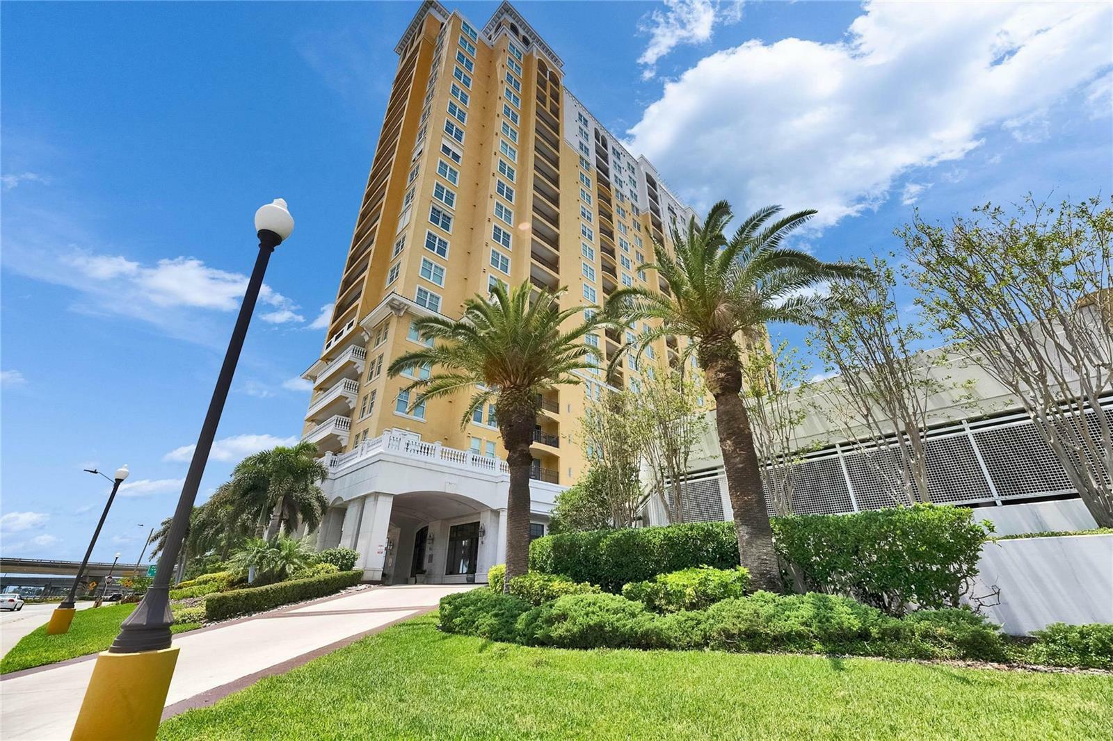 Property Photo: 345 Bayshore Boulevard 708 FL 33606