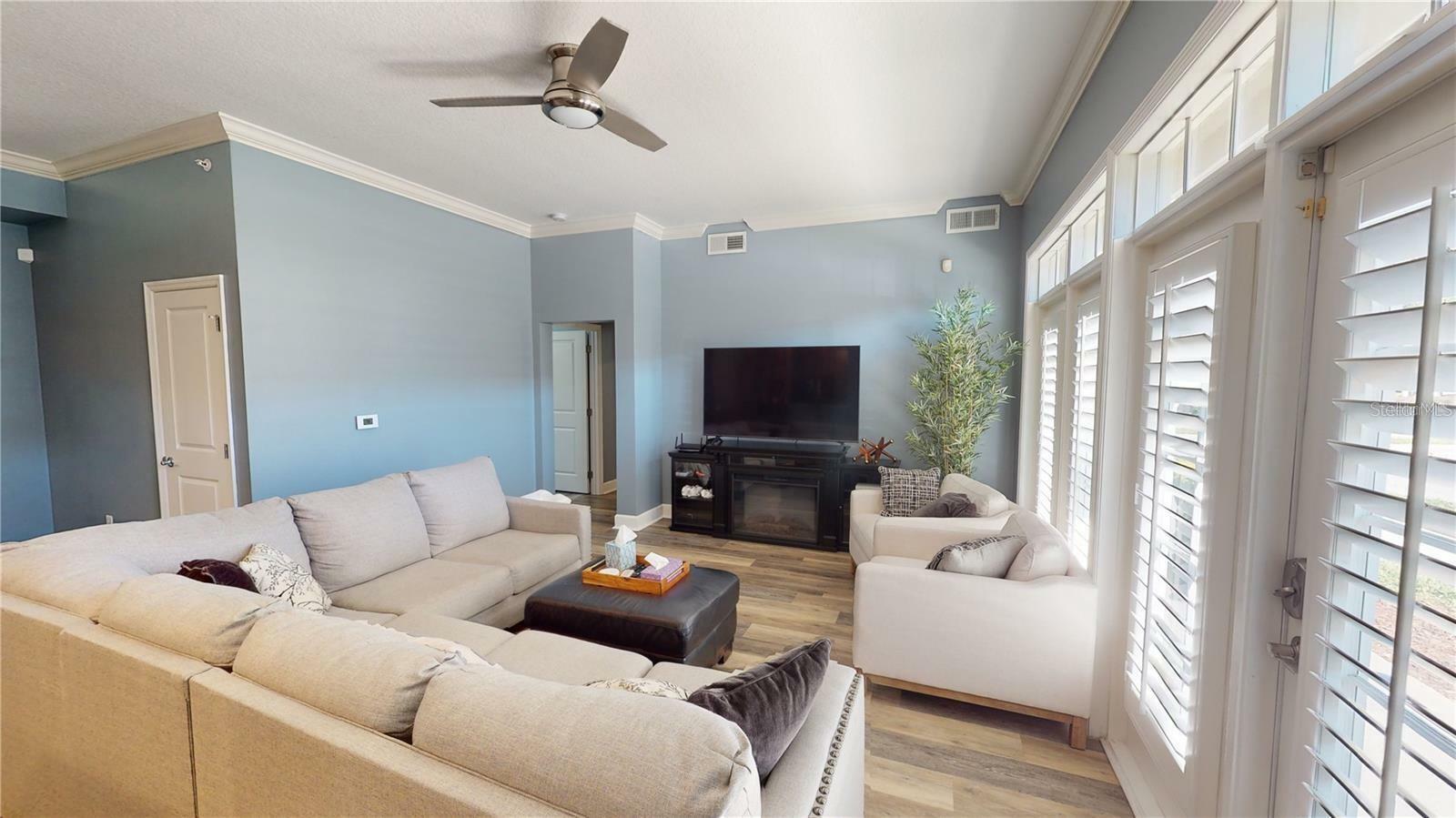 Property Photo: 1230 Wright Circle 101 FL 34747