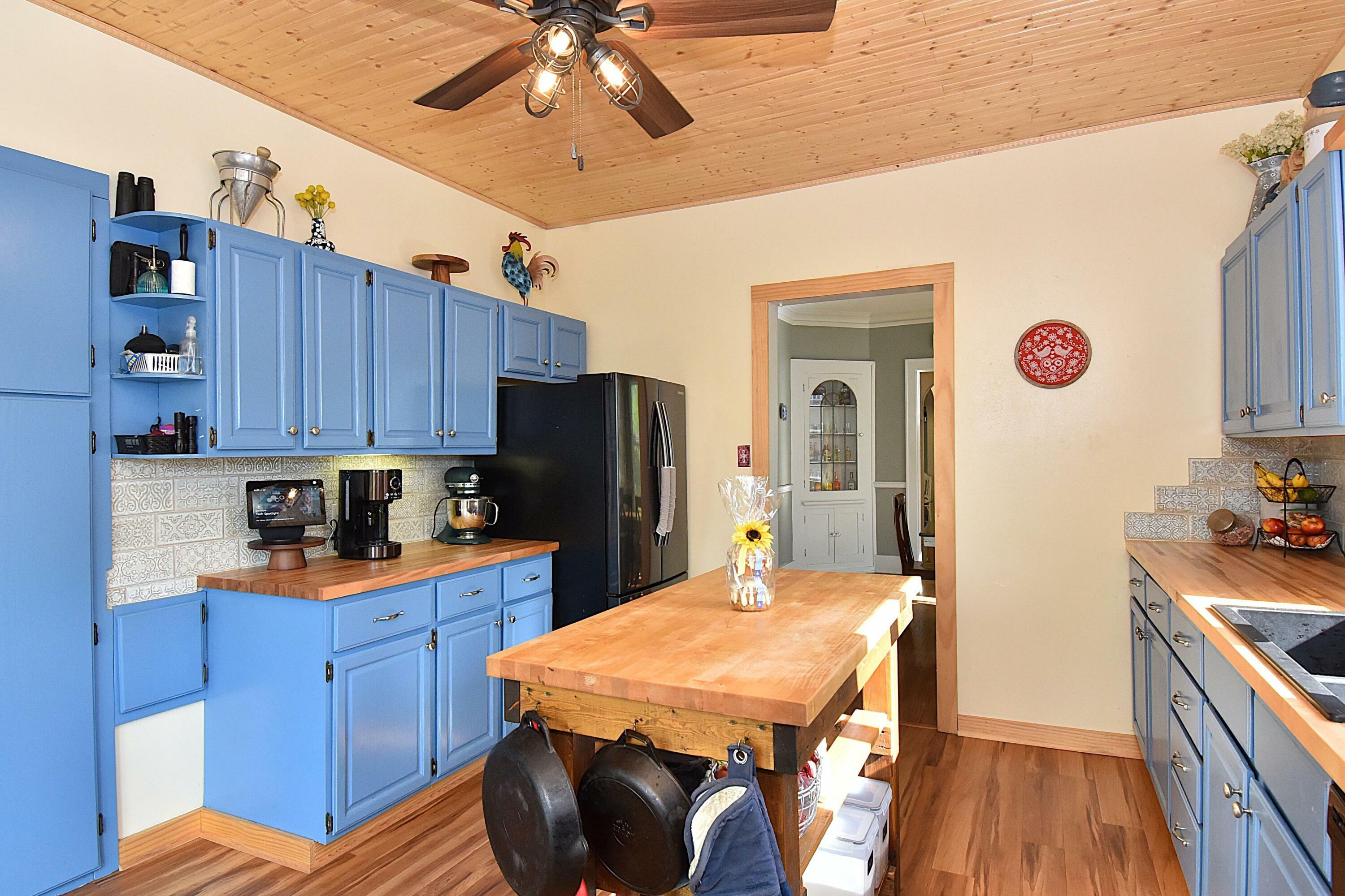 Property Photo: 549 W College Ave WI 53186