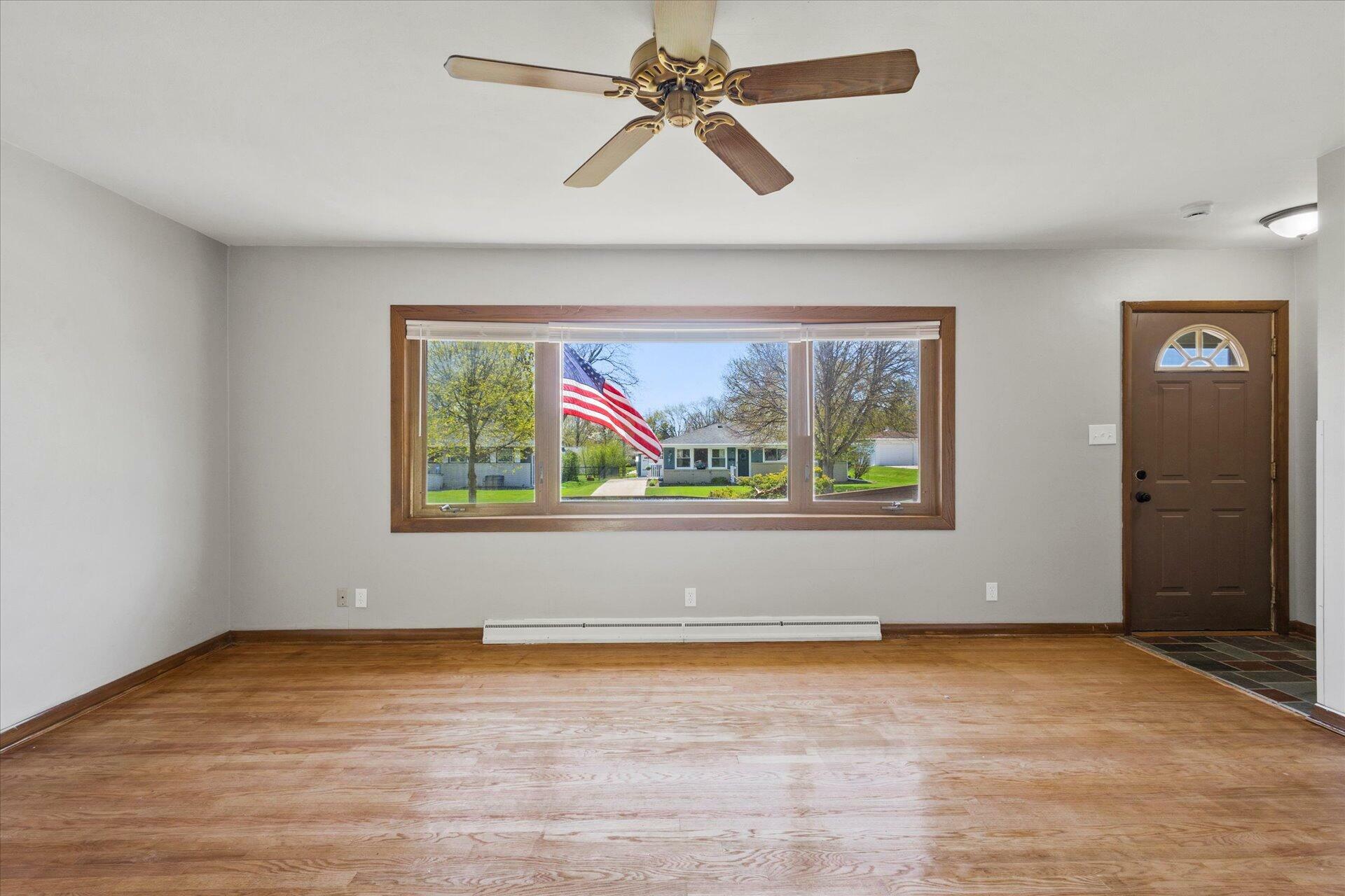 Property Photo: 7224 Dartmoor Ave WI 53129