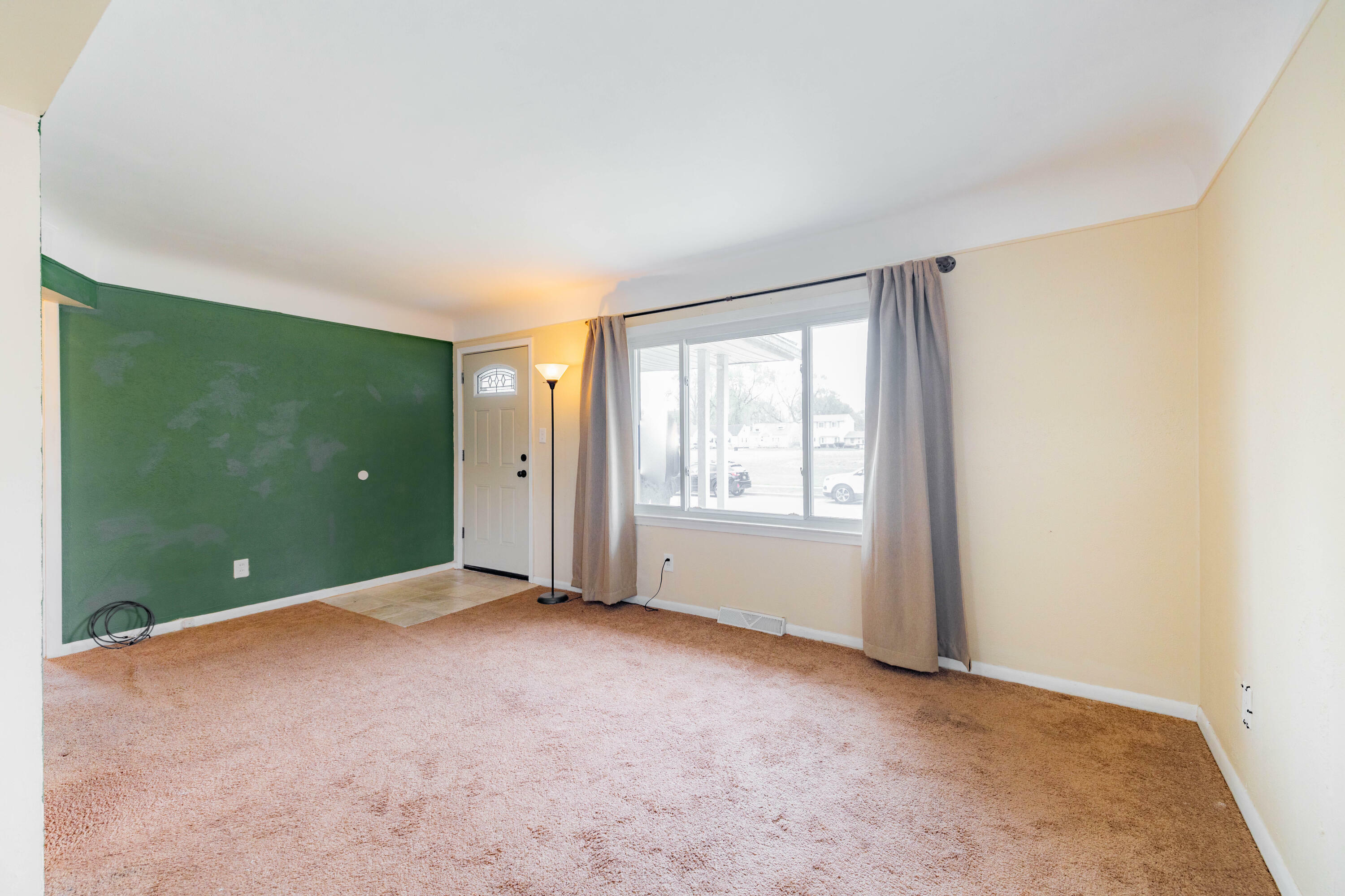 Property Photo: 813 E Hudson MI 48071