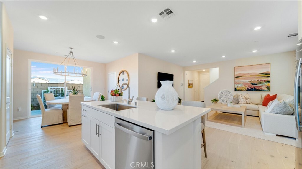 Property Photo:  10805 Pala Bells Street  CA 92373 