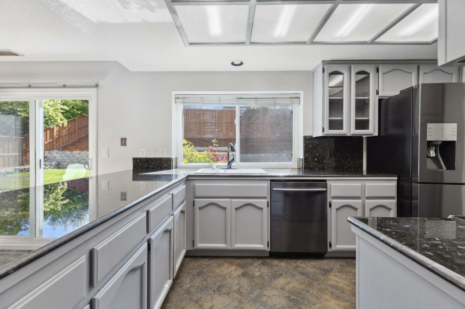 Property Photo: 1535 E Colonial Parkway E CA 95661
