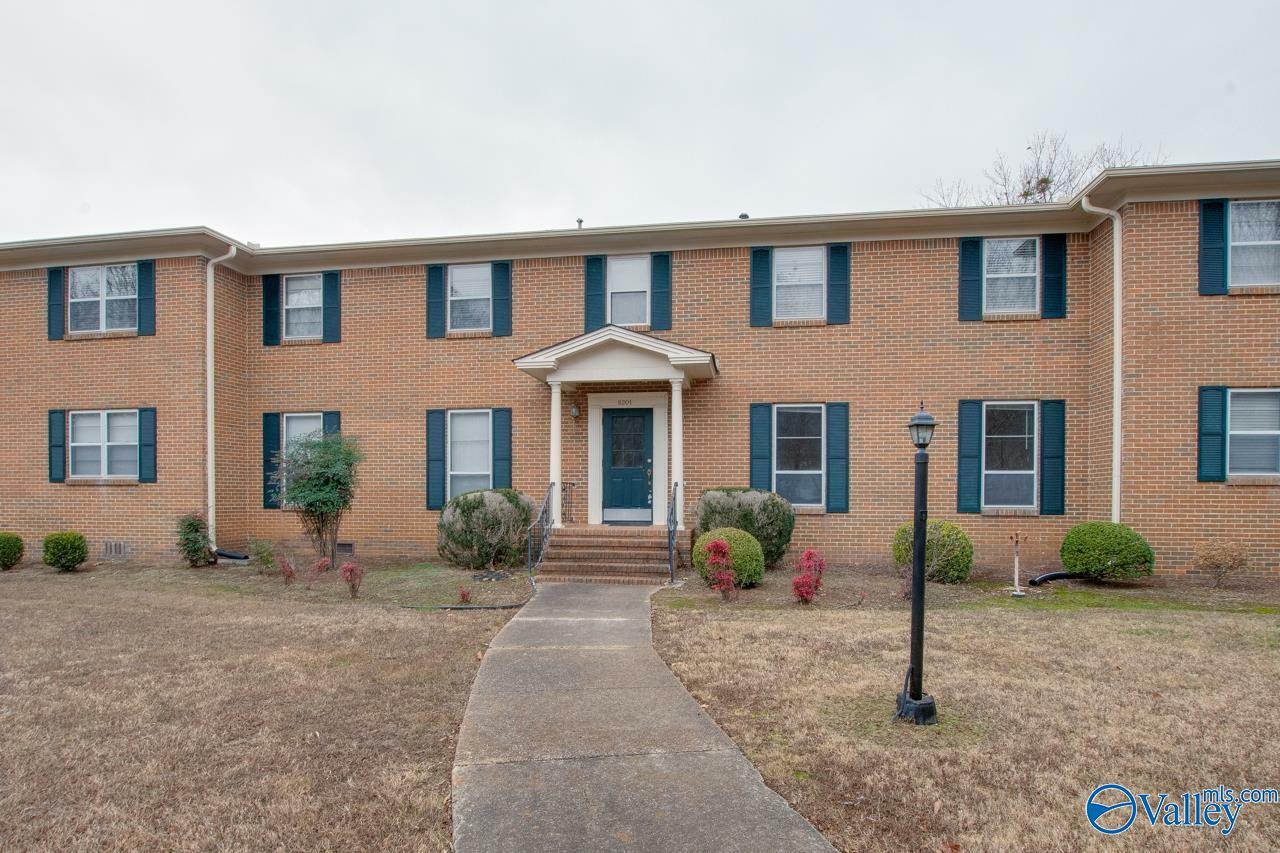 Property Photo: 8201 Willowbrook Circle B AL 35802
