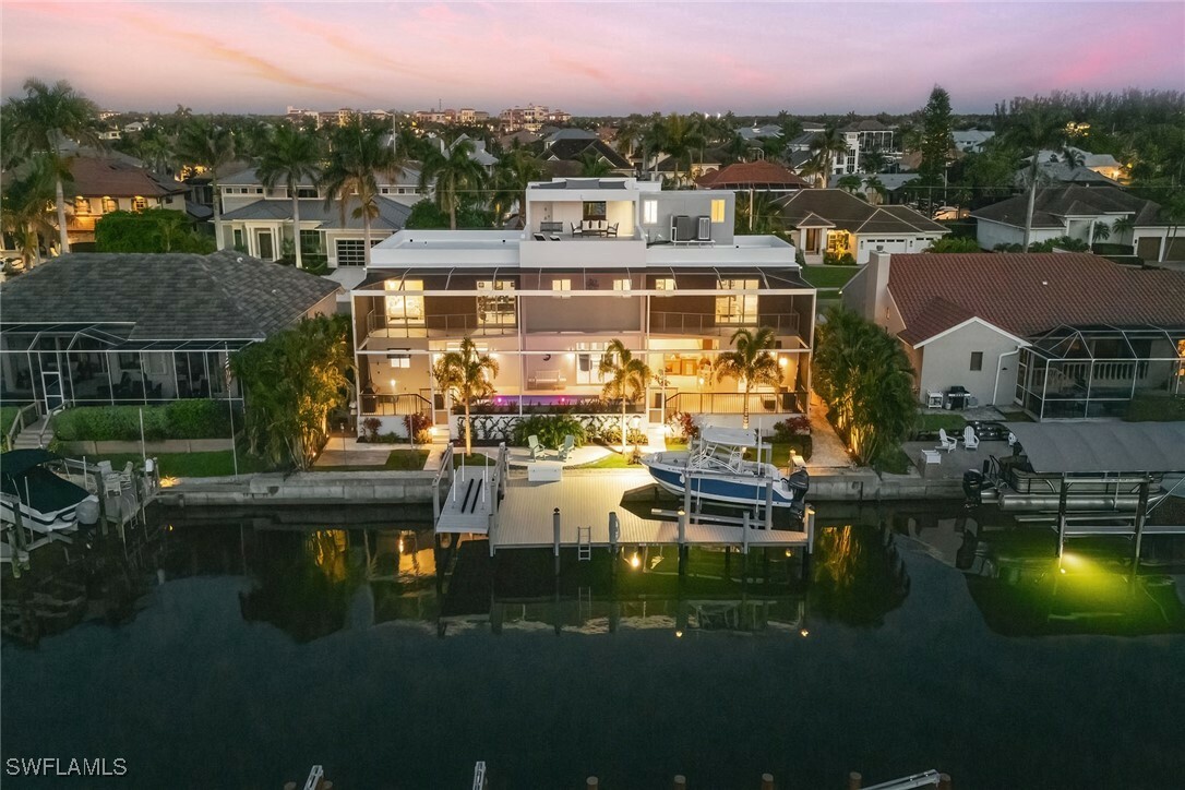 Property Photo: 724 Plantation Court FL 34145