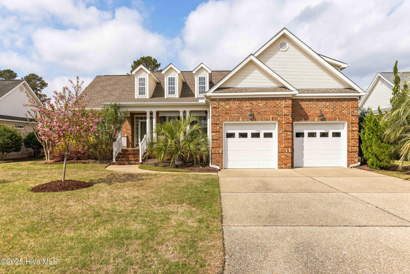 Property Photo:  2016 Ashbrook Court  NC 28451 