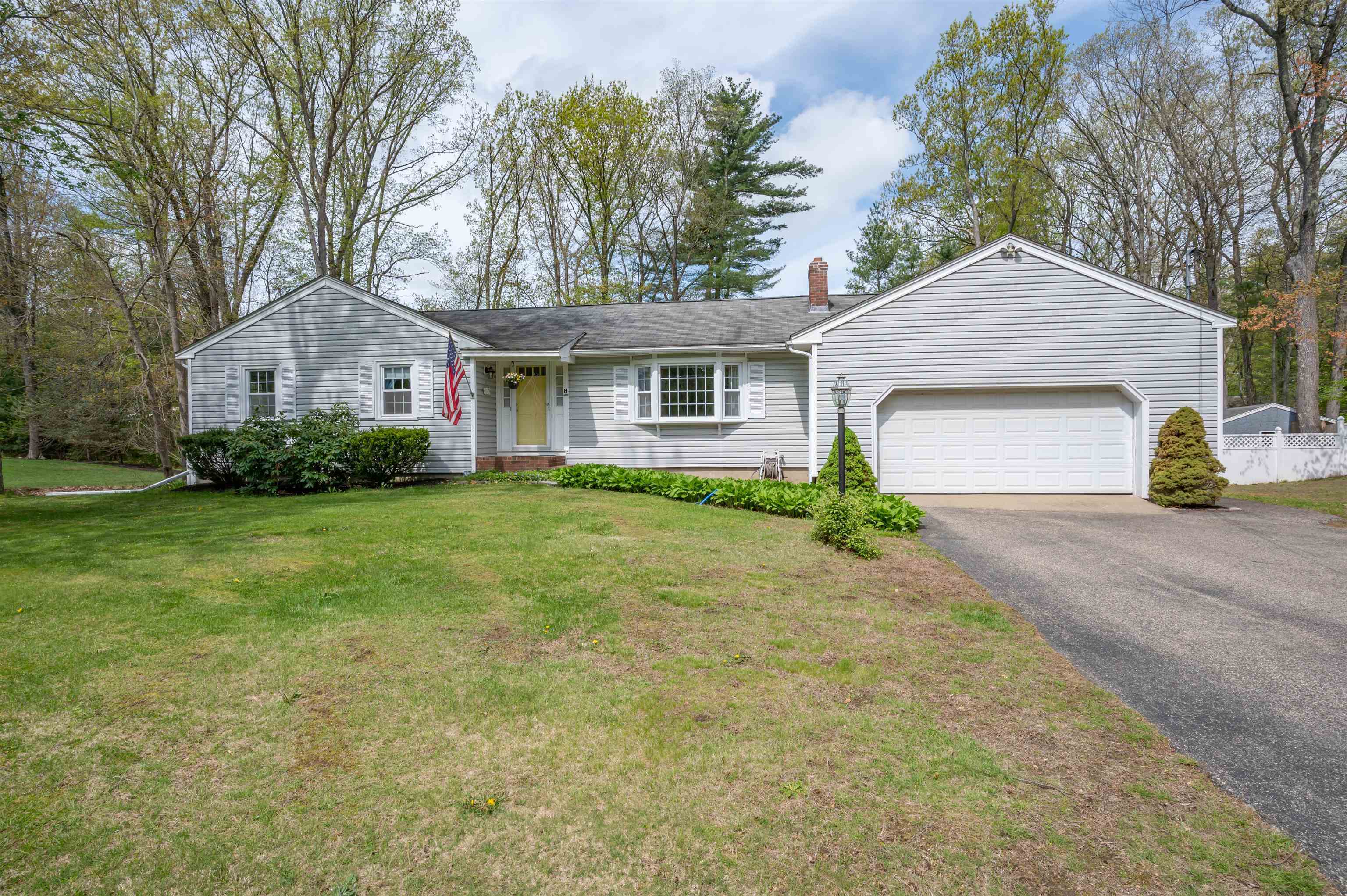 Property Photo: 8 Sequoia Lane NH 03865