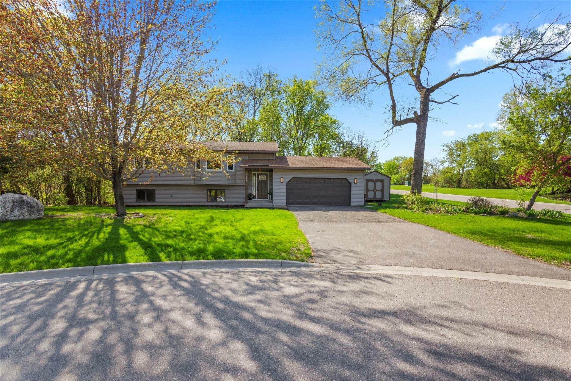 5998 133rd Street Court  Apple Valley MN 55124 photo