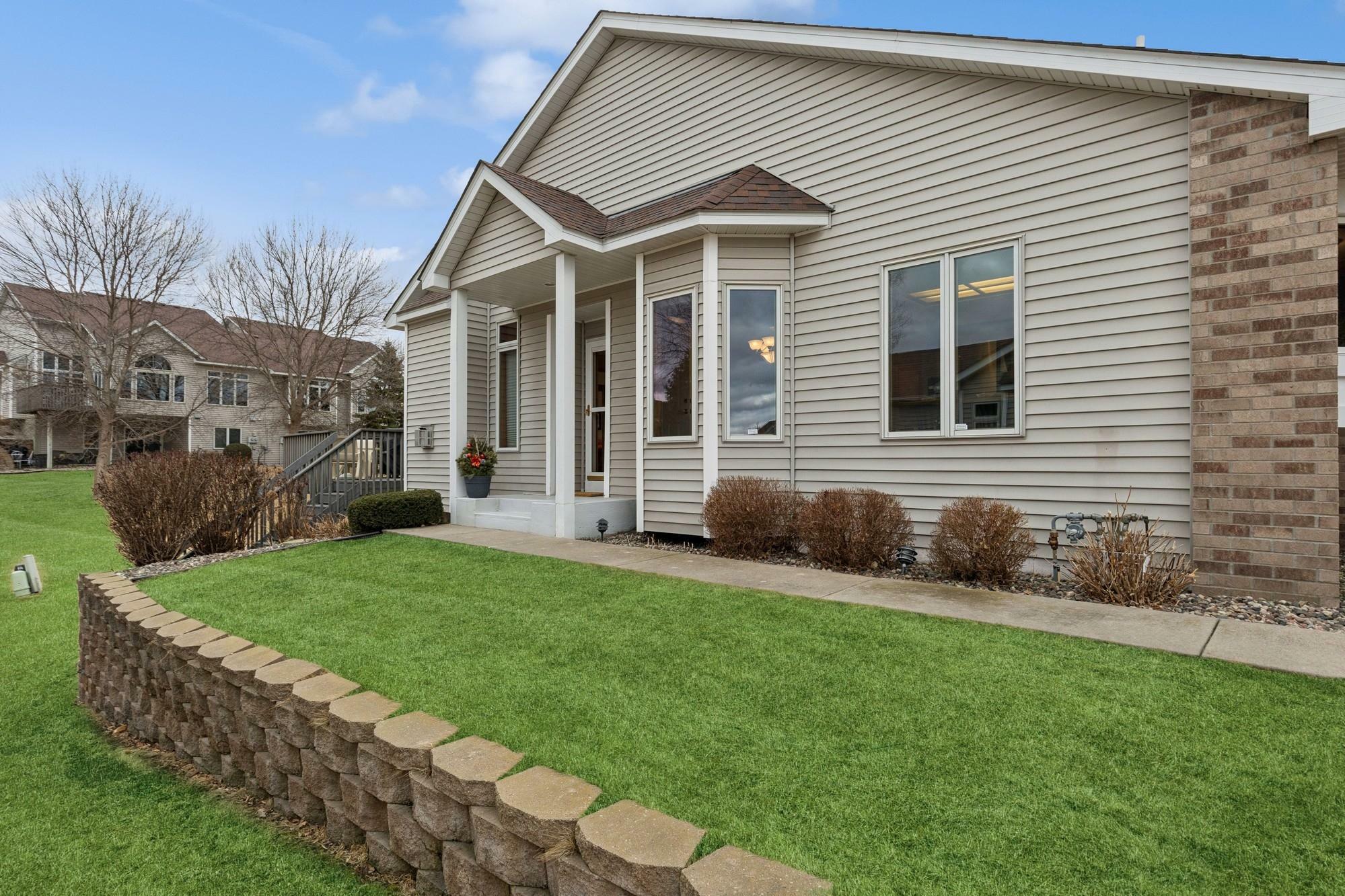 Property Photo: 14331 Peninsula Point Drive MN 55378