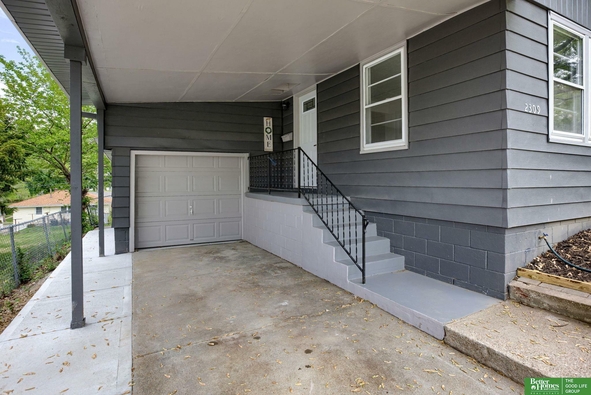 Property Photo: 2309 N 71st Street NE 68104