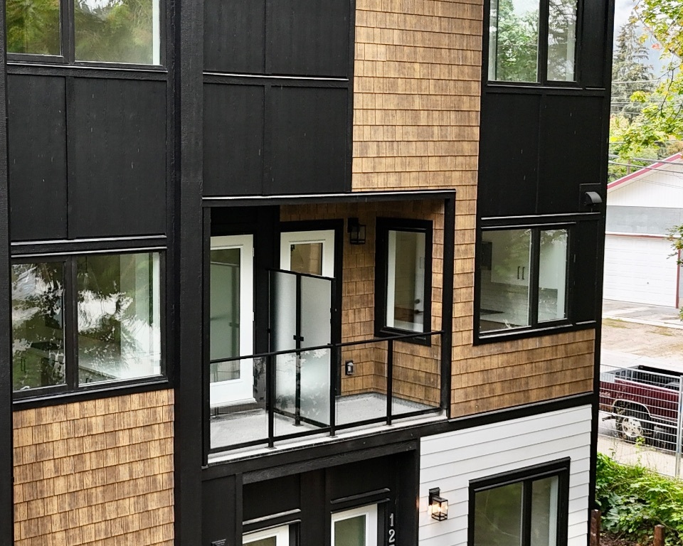 Property Photo: 1208 Douglas Street W BC V0E 2S0