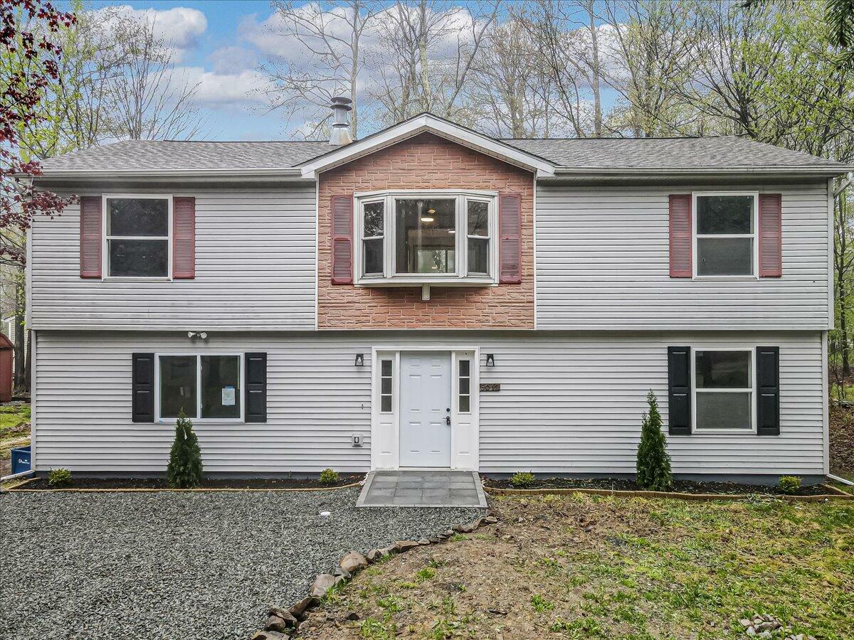 Property Photo: 5012 Woodside Drive PA 18466